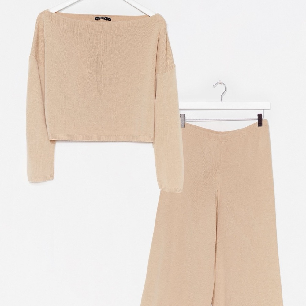Nasty Gal - wide-leg pants lounge set